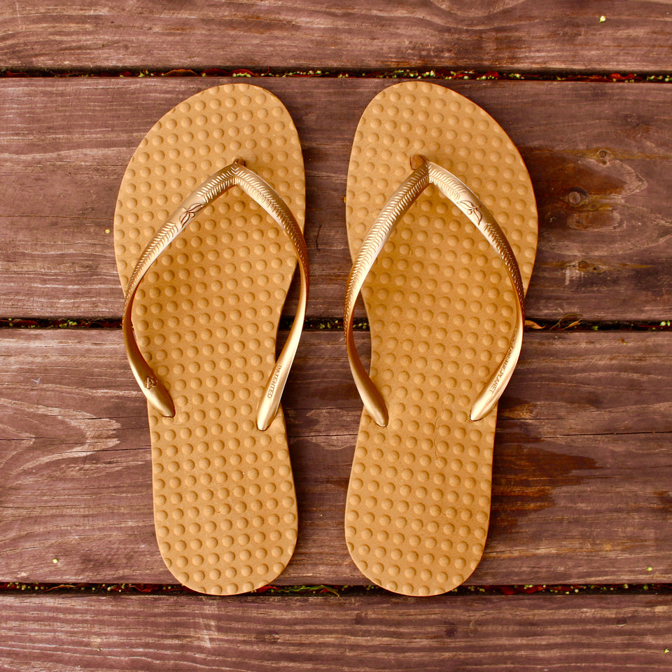 Women's Sustainable Flip Flops Capucino Sole with Golden Straps